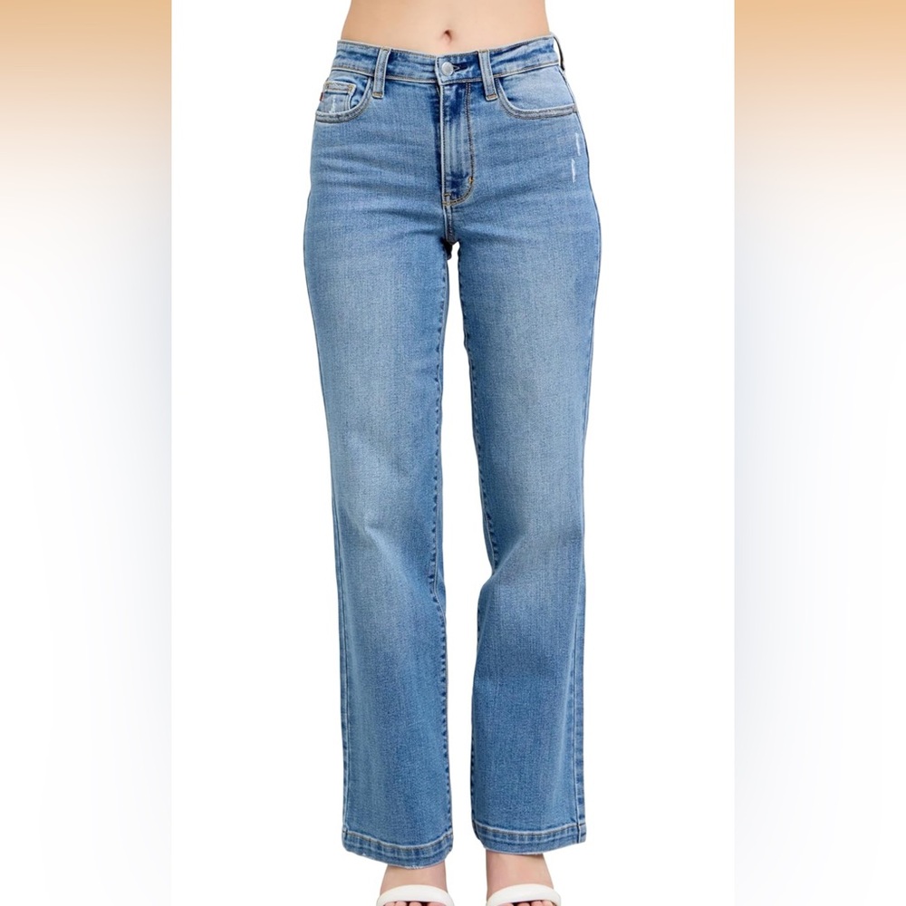 Judy Blue High Waisted Straight Fit Jeans